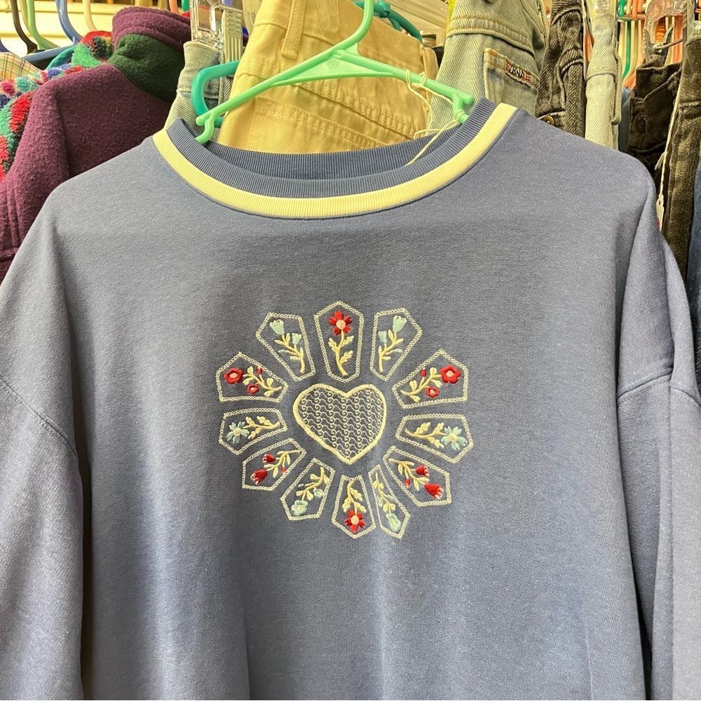 Vintage Spirit Bold Women's Large Crewneck Sweatshirt - Picture 2 of 7